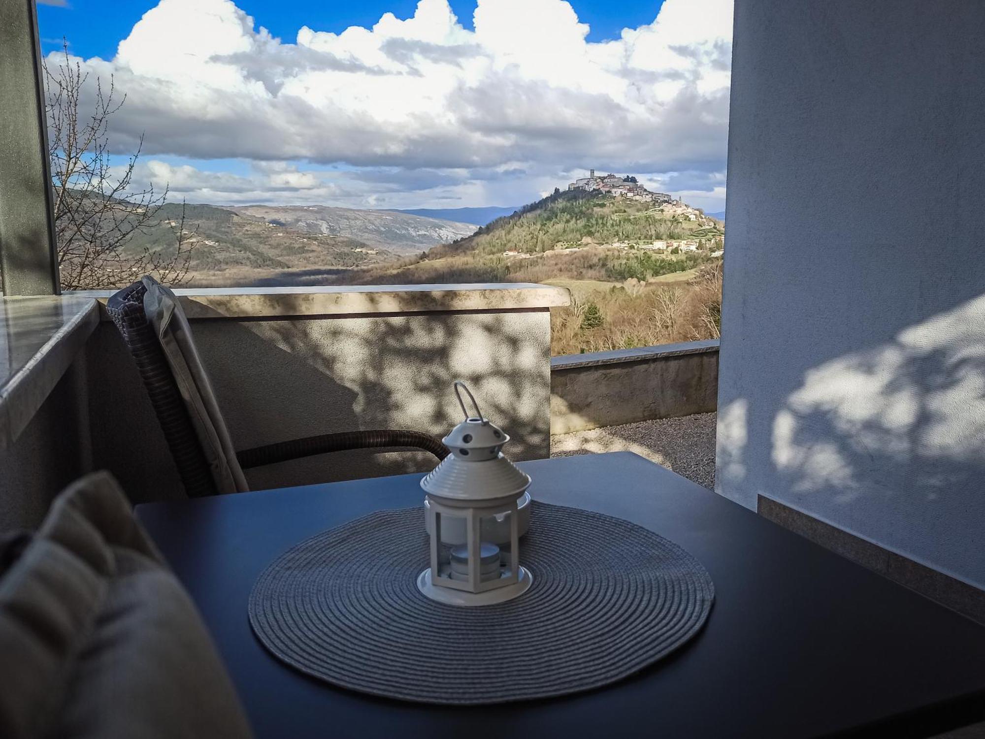 Soba Ulika Apartman Motovun Kültér fotó